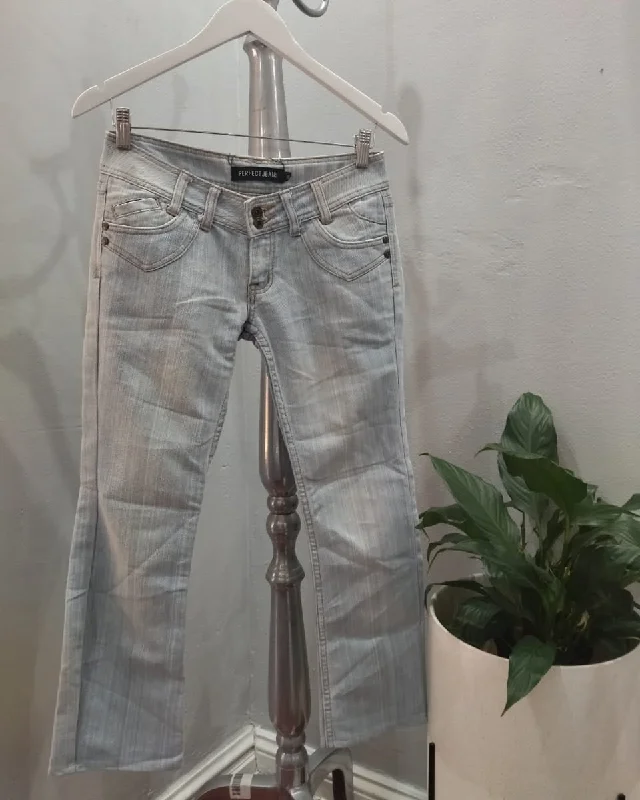 Straight Cut Denim Jeans (4/28)